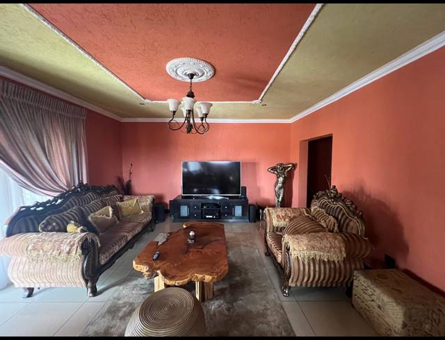 4 BEDROOM HOUSE FOR SALE IN ELIGWA ESTATE